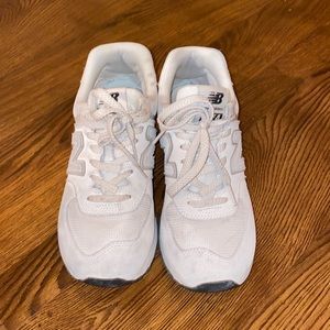 New Balance 574 Legacy Sneaker | Size: M7/W8.5